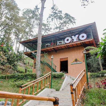 Oyo 1175 Oemah Djowo Resort Magetan Kültér fotó